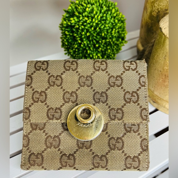 Gucci Handbags - 100% authentic Gucci Wallet Purse Folding wallet G logos Beige Woman